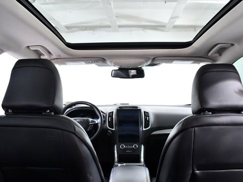 Used 2024 Ford Edge SEL w/ Convenience Package image 17