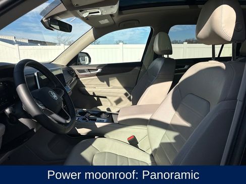 Used 2025 Volkswagen Atlas SEL image 10