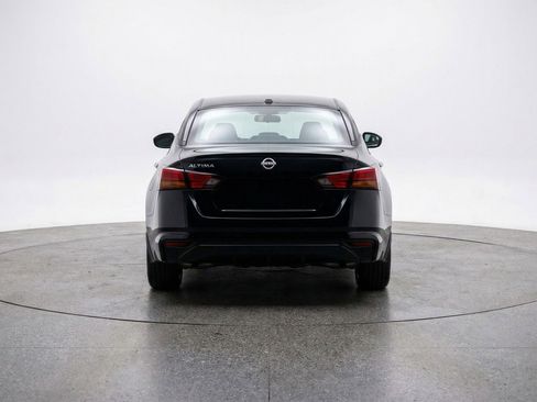 Used 2025 Nissan Altima 2.5 SV image 7