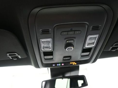 Used 2023 Chevrolet Tahoe RST AWD/4WD image 12