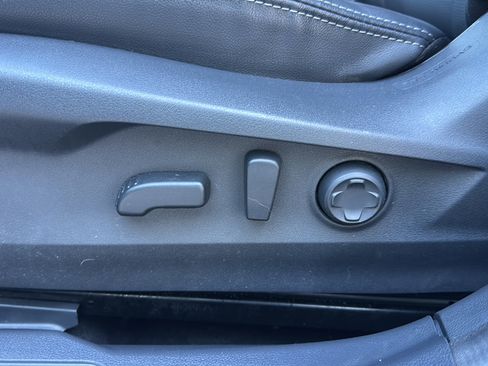 Used 2023 Subaru Outback Touring XT image 13