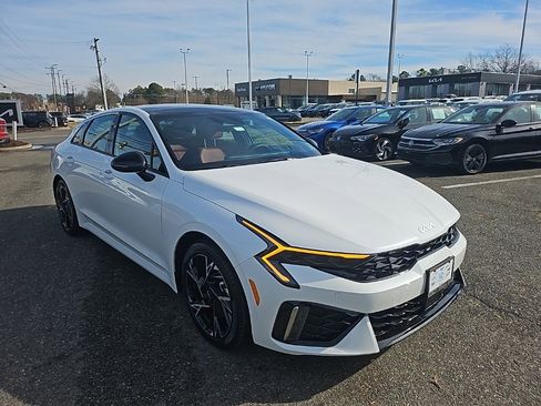 Used 2025 Kia K5 GT-Line w/ GT-Line Premium Package image 4