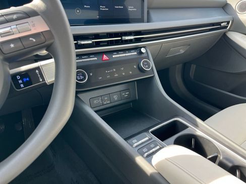 Used 2025 Hyundai Sonata SEL image 42