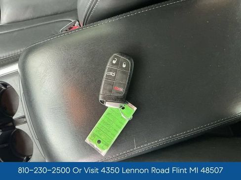 Used 2019 Chrysler 300 Touring w/ Quick Order Package 2EF RWD image 27