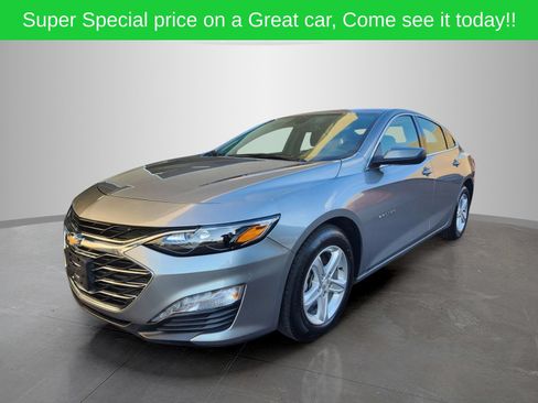 Used 2024 Chevrolet Malibu LT FWD image 3