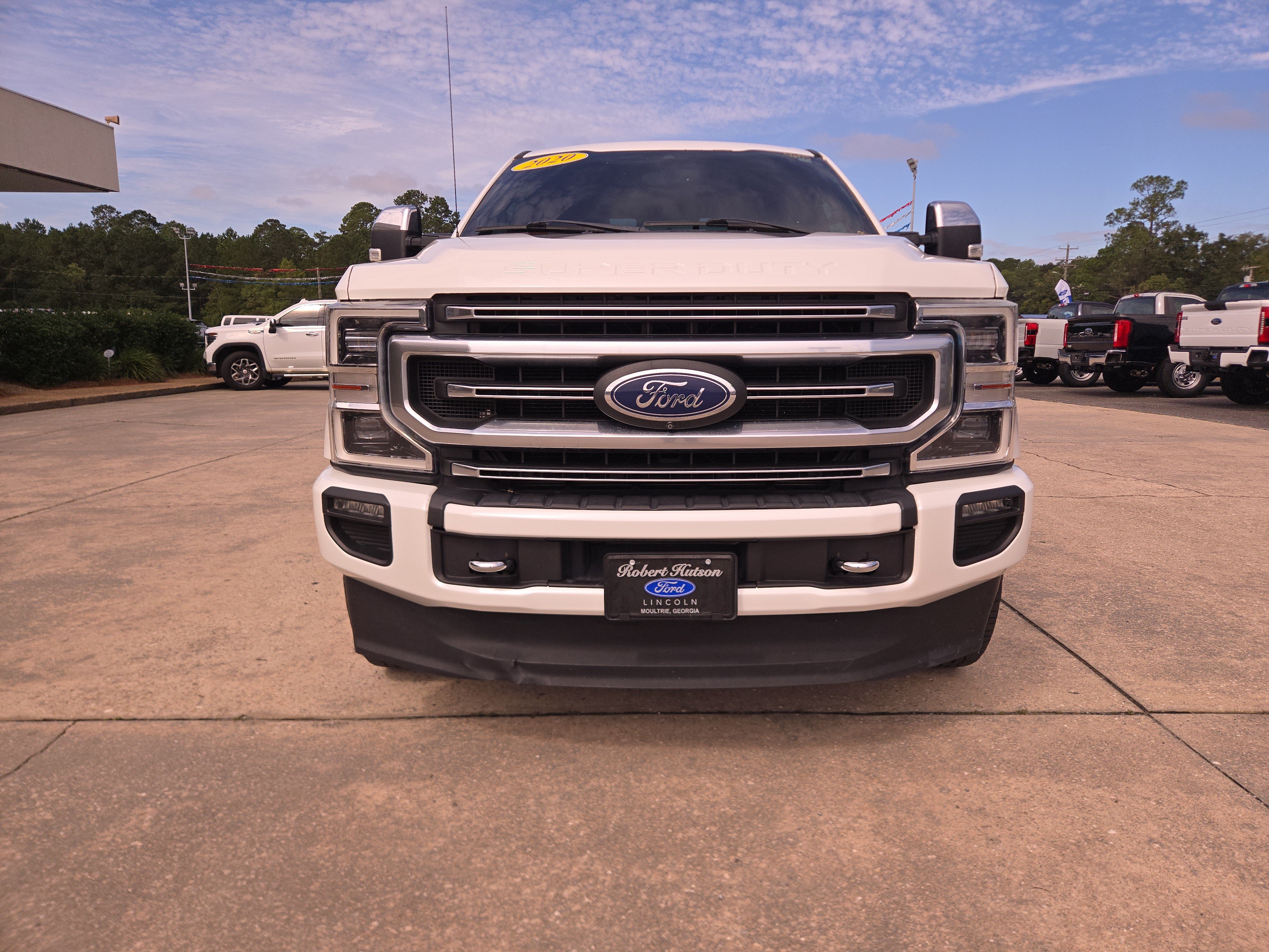 Used 2020 Ford F250 Platinum w/ FX4 Off-Road Package AWD/4WD image 3