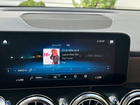 Used 2023 Mercedes-Benz EQB 300 300 w/ Exclusive Package image 33