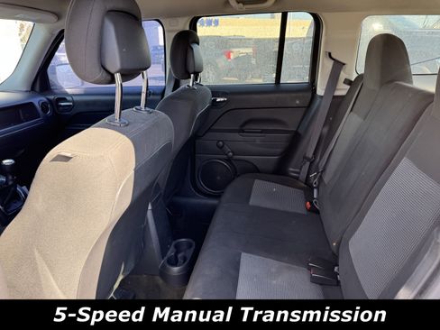 Used 2017 Jeep Patriot Sport w/ Tire & Wheel Group image 5