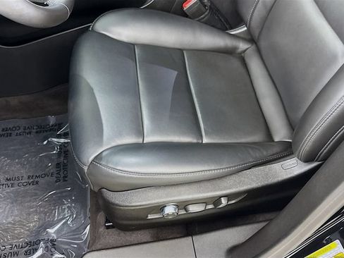 Used 2025 Cadillac XT4 Premium Luxury w/ Cold Weather Package FWD image 19