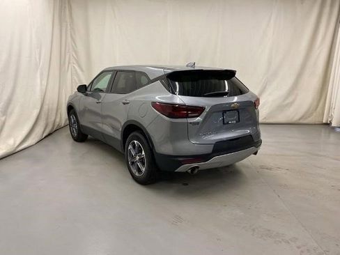 Used 2025 Chevrolet Blazer LT AWD/4WD image 9