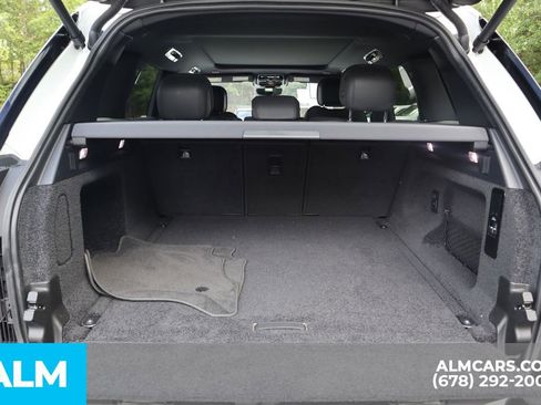 Used 2023 Land Rover Range Rover SE image 25