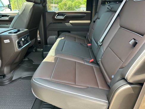 New 2026 GMC Sierra 2500 Denali image 21