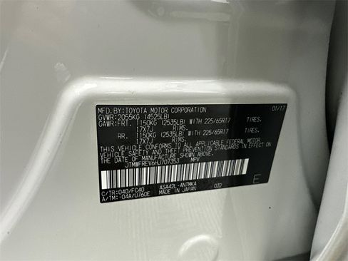 Used 2017 Toyota RAV4 XLE image 35