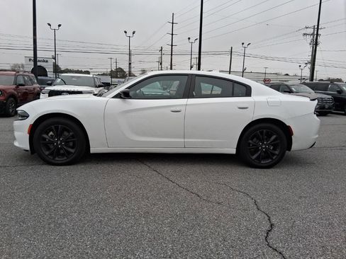 Used 2023 Dodge Charger SXT w/ Blacktop Package image 8