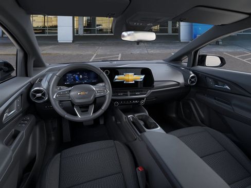 New 2026 Chevrolet Equinox EV LT image 16