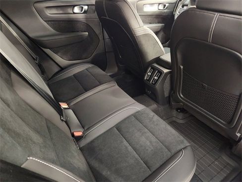 New 2024 Volvo XC40 Recharge Plus w/ Protection Package Premier image 31