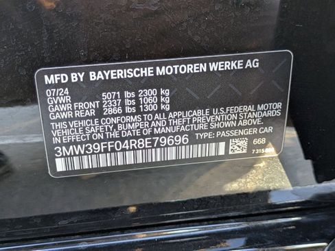 Certified 2024 BMW 330e 330e w/ Convenience Package image 26