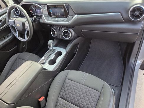 Used 2021 Chevrolet Blazer LT image 16
