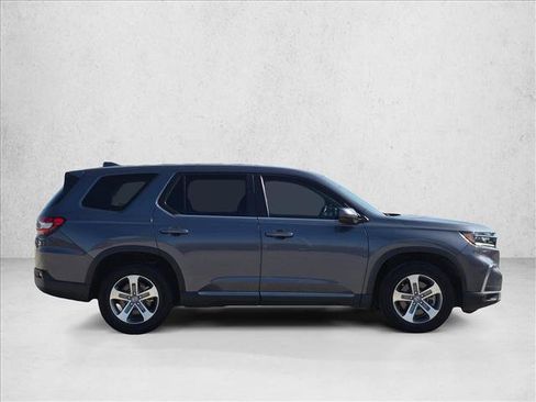 Used 2024 Honda Pilot EX-L image 4