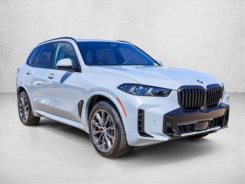 New 2026 BMW X5 xDrive40i w/ M Sport Package AWD/4WD image 3