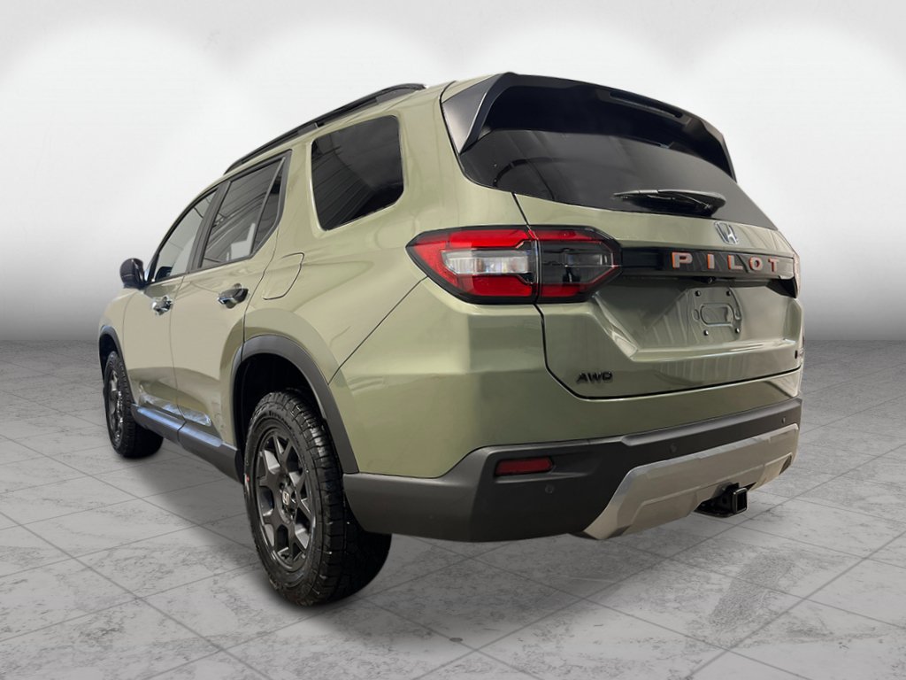 New 2026 Honda Pilot TrailSport image 3