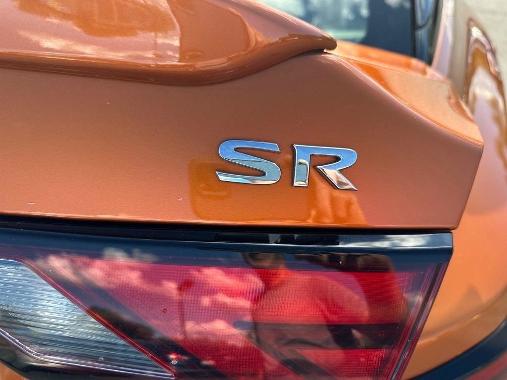 Used 2021 Nissan Sentra SR w/ SR Premium Package FWD image 10