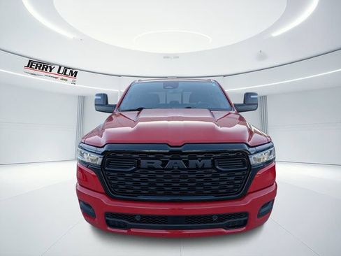 Used 2025 RAM 1500 Big Horn AWD/4WD image 8