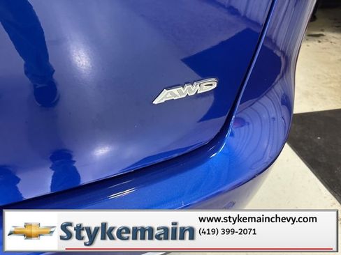 Used 2021 Chrysler Pacifica Touring-L w/ Uconnect Theater Family Group image 15