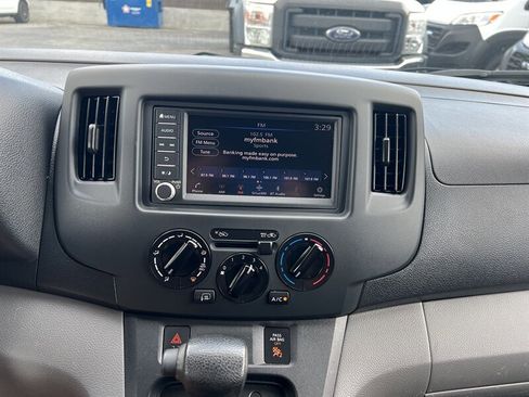 Used 2021 Nissan NV200 SV image 27