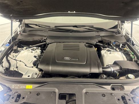 Used 2023 Land Rover Discovery S R-Dynamic image 30