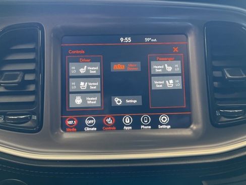 Certified 2022 Dodge Challenger R/T w/ Plus Package image 21