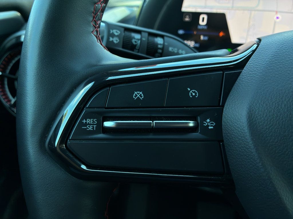 Used 2024 Chevrolet Equinox EV RS FWD image 26
