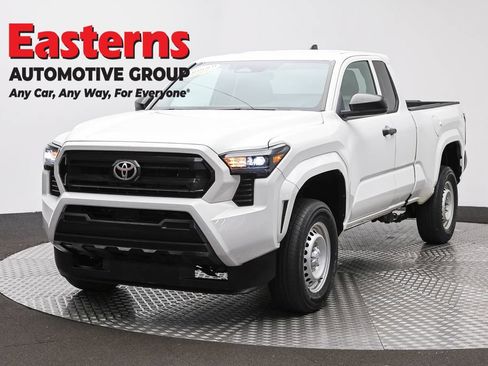 Used 2024 Toyota Tacoma SR RWD image 1
