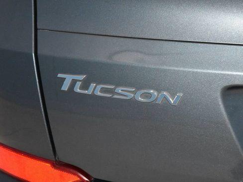 Used 2017 Hyundai Tucson SE w/ SE Popular Package 02 FWD image 25