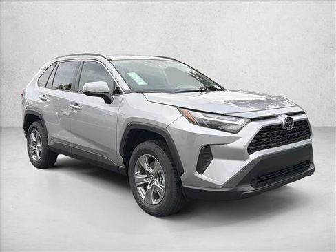 New 2025 Toyota RAV4 XLE image 3