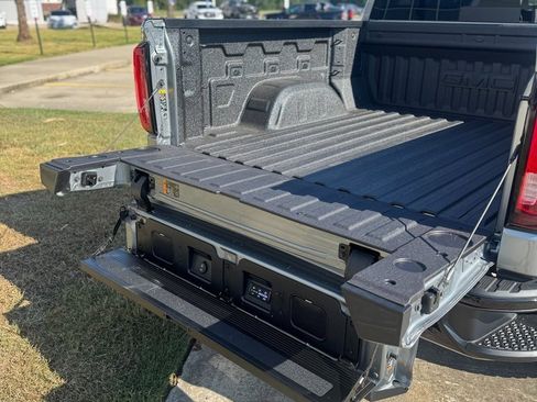 New 2026 GMC Sierra 1500 AT4X image 9