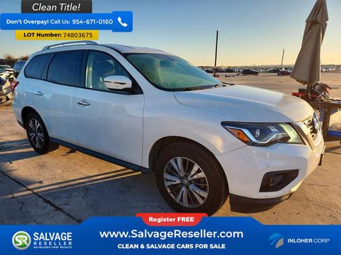 Used 2017 Nissan Pathfinder SV image 5