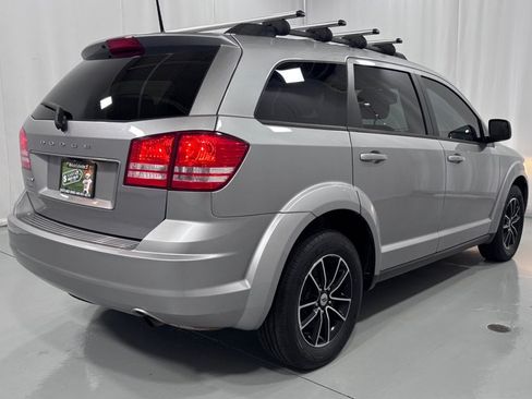 Used 2018 Dodge Journey SE w/ Blacktop Package FWD image 5