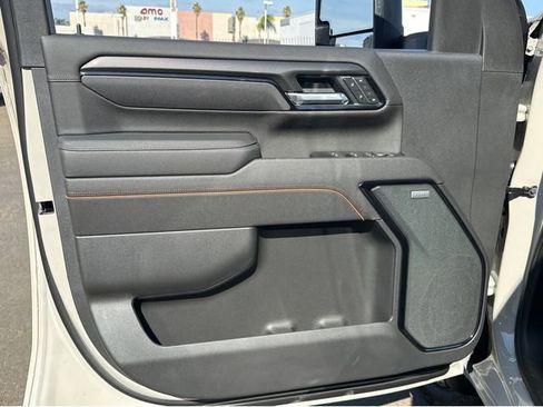 New 2026 GMC Sierra 2500 AT4 w/ AT4 Premium Plus Package image 5