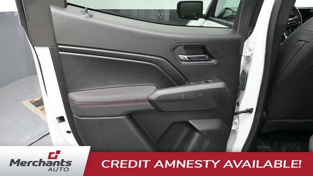 Used 2025 Chevrolet Colorado Z71 AWD/4WD image 15