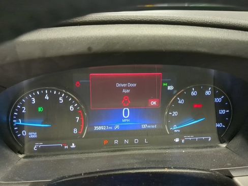Used 2023 Ford Explorer XLT w/ Equipment Group 202A AWD/4WD image 17