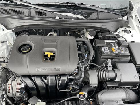 Used 2023 Kia Forte GT-Line image 11