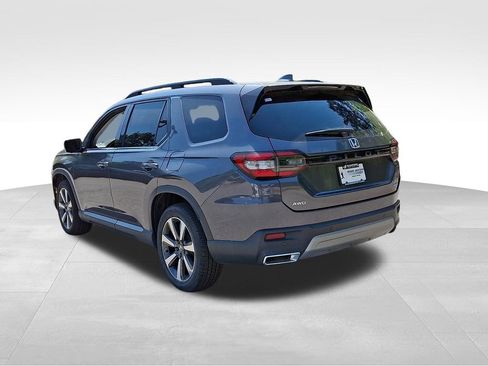 Used 2023 Honda Pilot Elite image 4