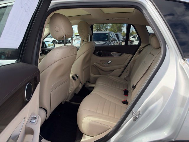 Used 2018 Mercedes-Benz GLC 300 4MATIC image 30