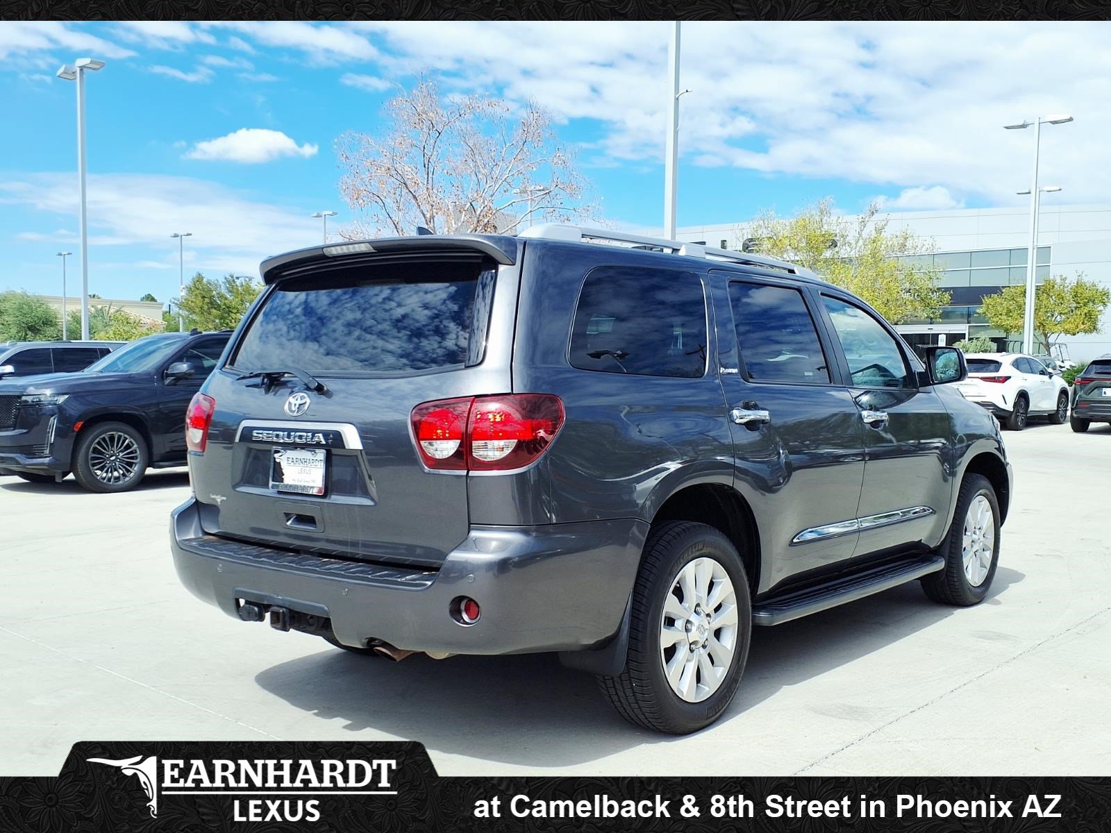 Used 2020 Toyota Sequoia Platinum w/ Four Season Floor Mat Package AWD/4WD image 9