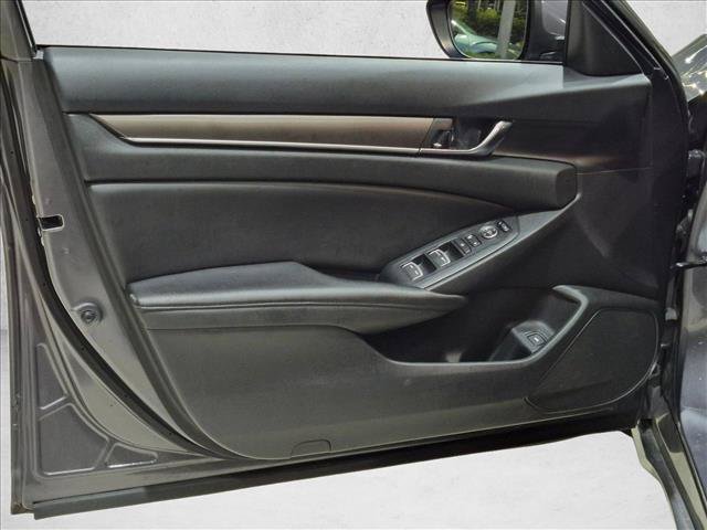 Used 2019 Honda Accord Hybrid image 10