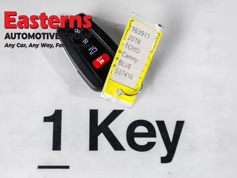 Used 2018 Toyota Camry XLE image 22