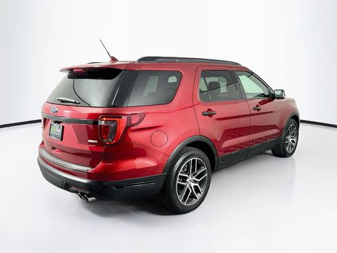 Used 2018 Ford Explorer Sport w/ Equipment Group 401A AWD/4WD image 9