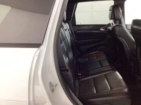 Used 2018 Jeep Grand Cherokee High Altitude AWD/4WD image 11