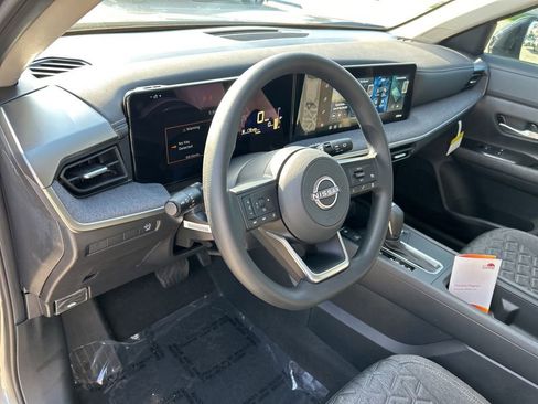 New 2026 Nissan Kicks SV w/ Charging Package FWD image 20